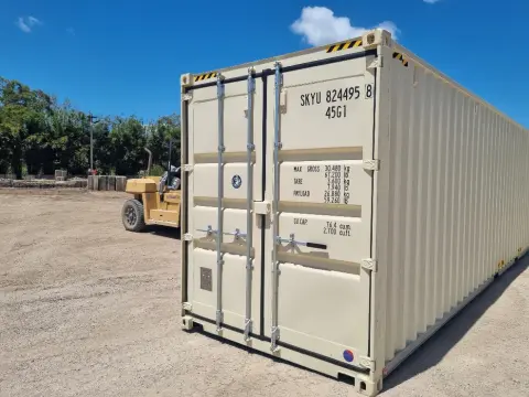 40ft High Cube SKYU8244958 in Townsville
