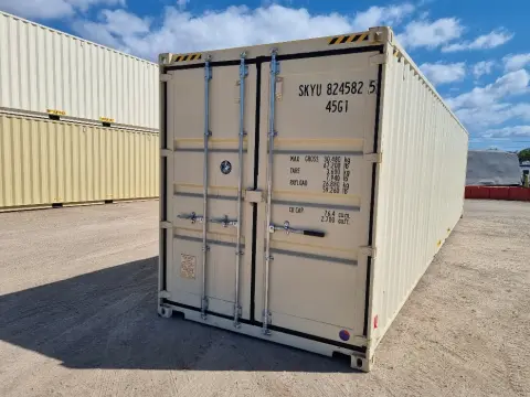 40ft High Cube SKYU8245825 in Townsville