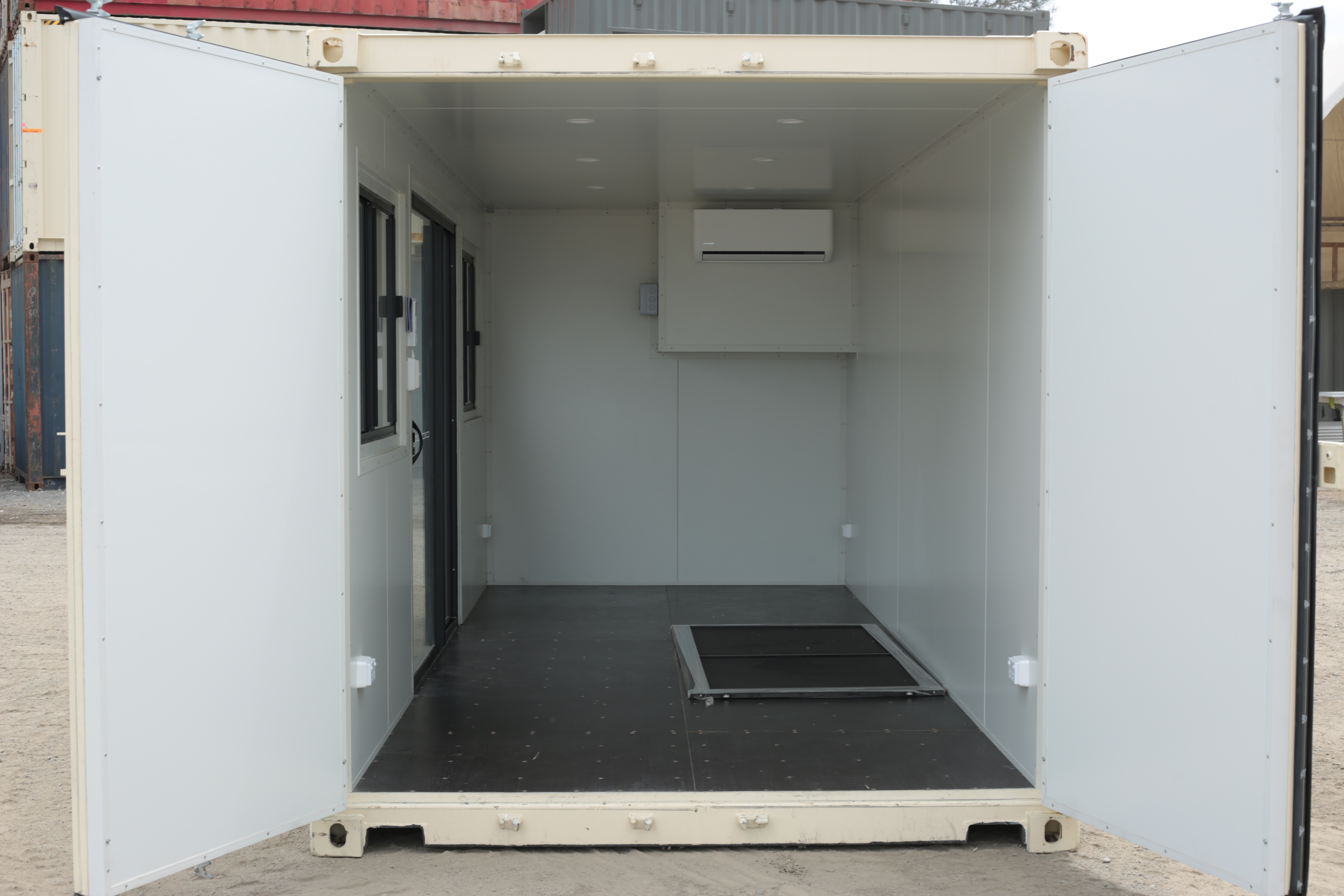 20ft modified shipping container