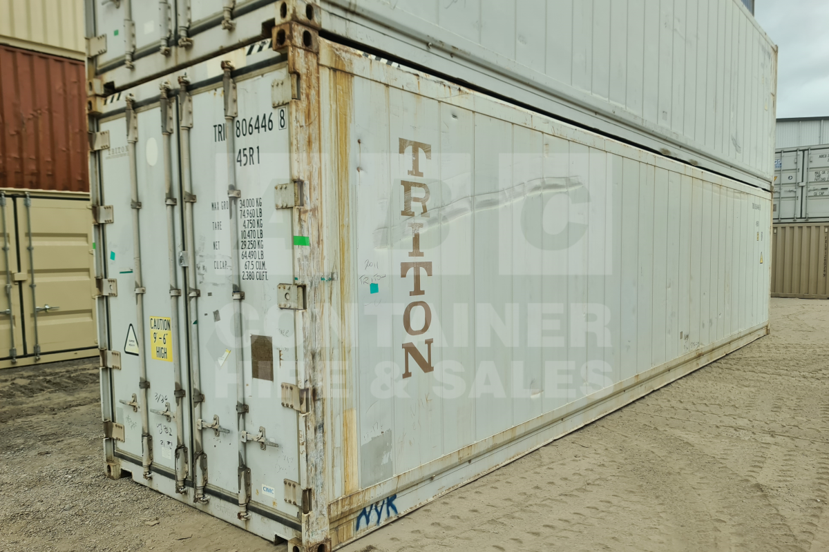 Rank 4 out of 10 used white 40 foot high cube operating refrigerated/insulated) container in Brisbane.