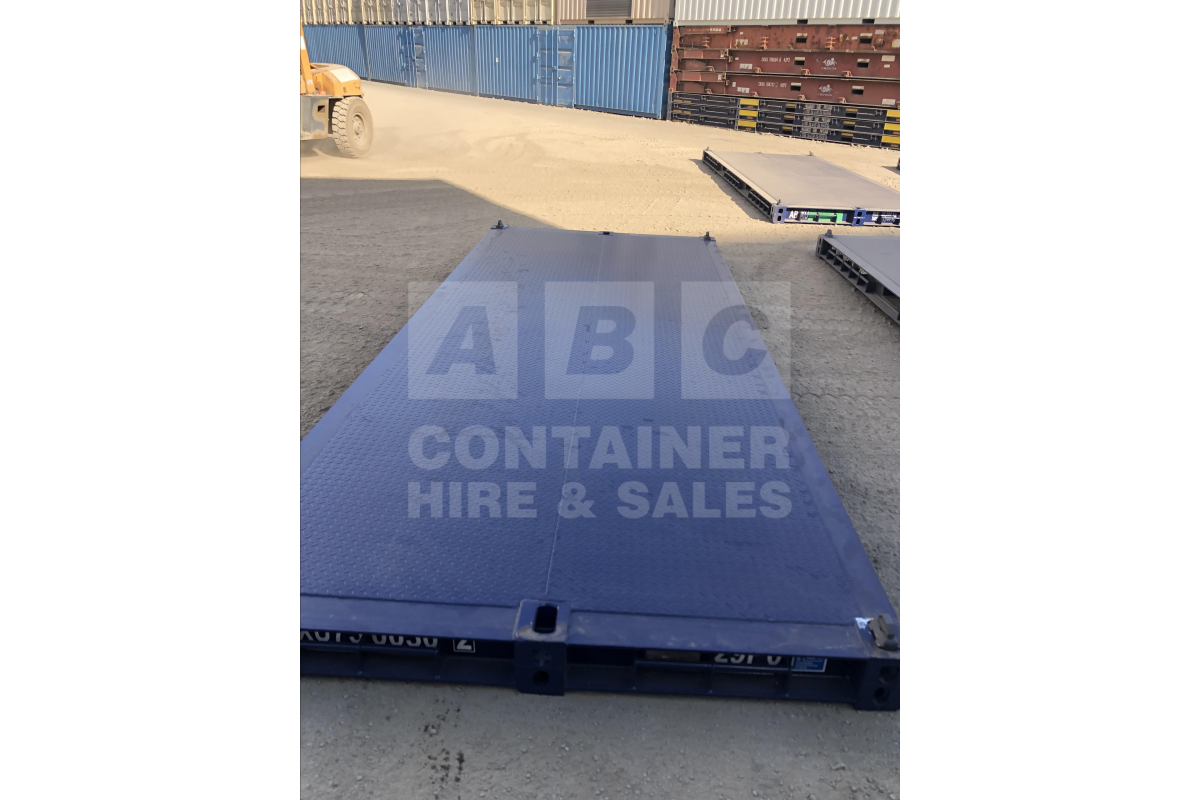 Rank 10 out of 10 new build blue 20' Platform (236mm base depth - 3 corner casts on short end)
 in Brisbane.