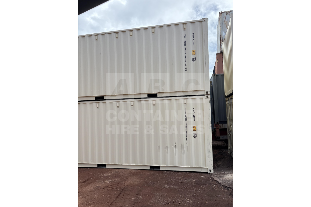 Rank 8 out of 10 new build cream 20' Standard Height Steel Container (with doors one end only) in Darwin.
