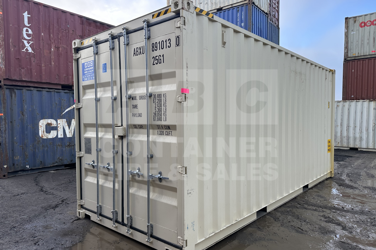 Rank 9 out of 10 new build cream 20 foot high cube steel container (with steel floor) in Rockhampton.