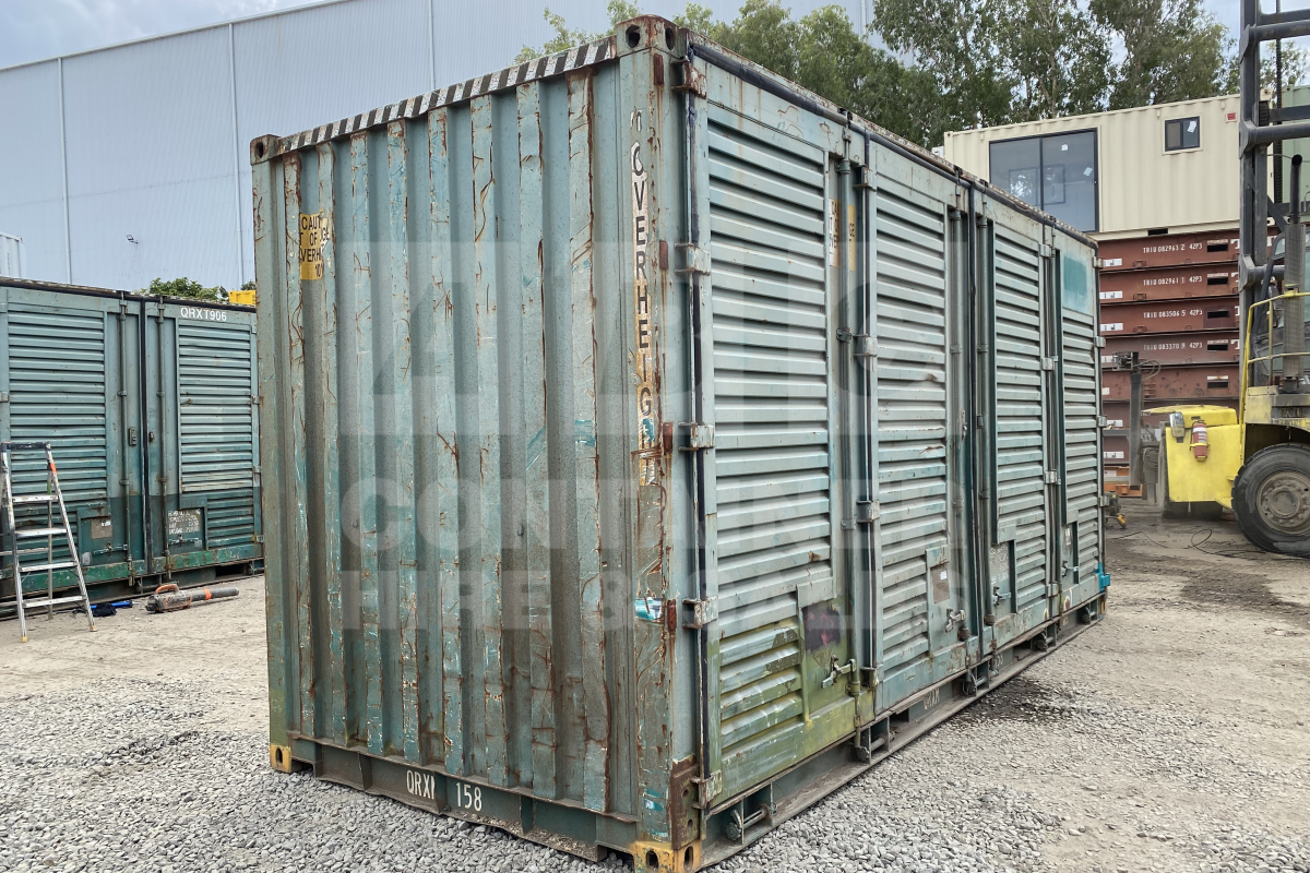 Rank 3 out of 10 used green 20 foot rail cart in Brisbane.