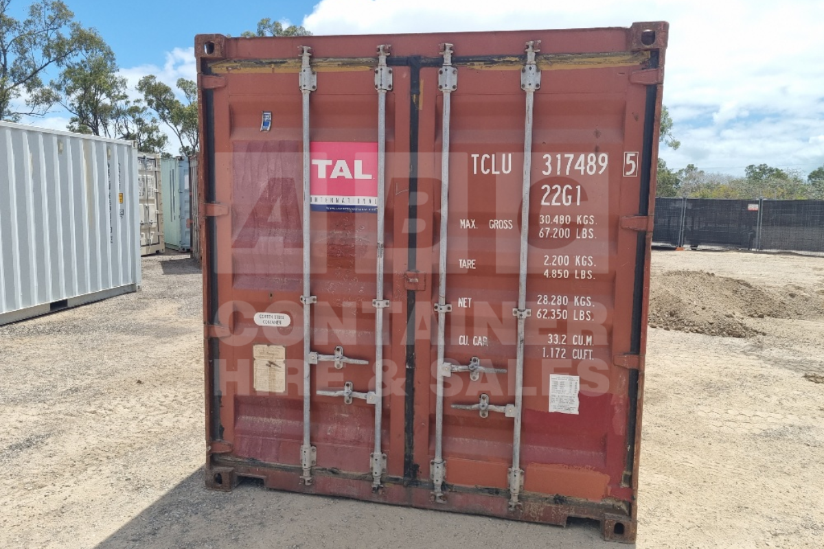 Rank 4 out of 10 used brown 20' Standard Height Steel Container (with doors one end only) in Townsville.