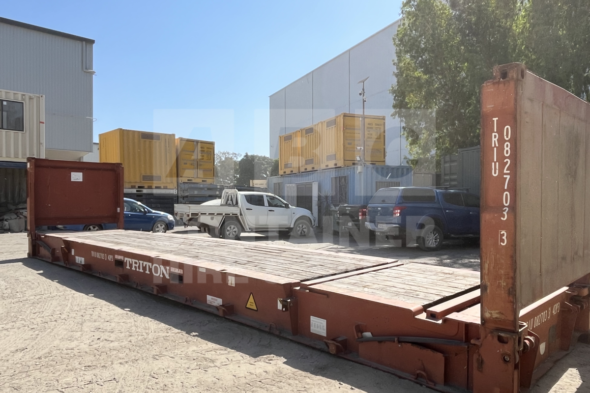 Rank 4 out of 10 used brown 40 foot flat rack (with 8.5 feet end walls) in Brisbane.
